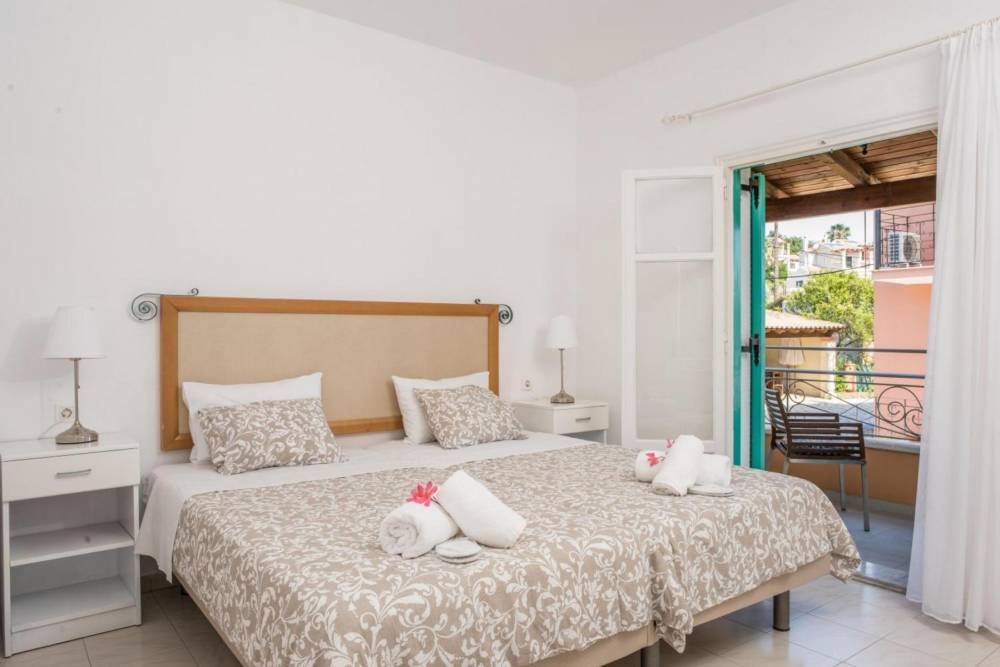 Two-Bedroom Apartment with Garden View - Accommodation