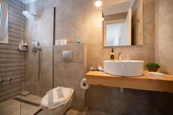 Two-Bedroom Apartment with Pool View11